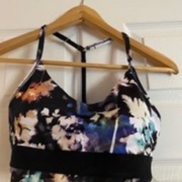 Nike Dri-Fit (M) - Picture 1 of 2